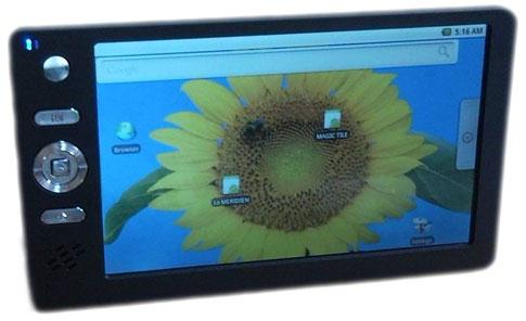 Complete review of <a href="/articles/aakash.aspx">Aakash Tablet PCs</a> vs <a href="/articles/iPad.aspx">Apple